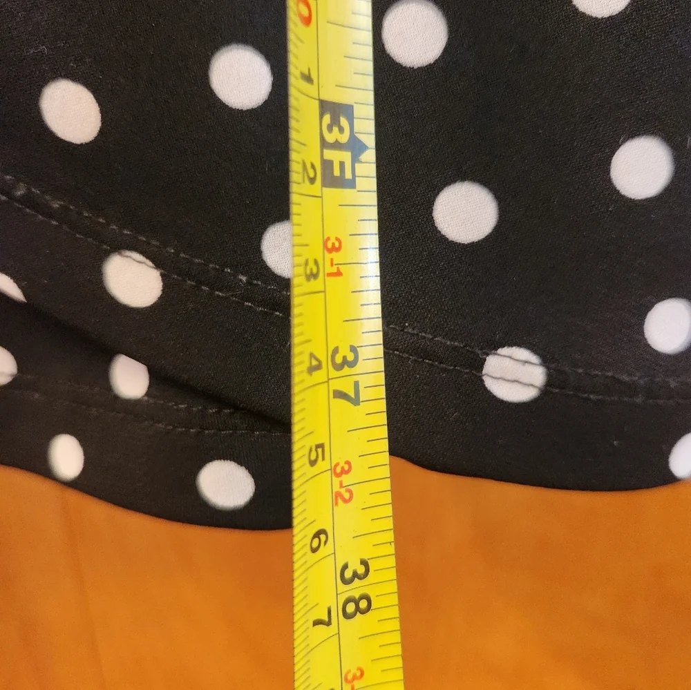 Connected Women's Petite Polka Dot Sheath Dress Size 4P in Black and White - Picture 8 of 9